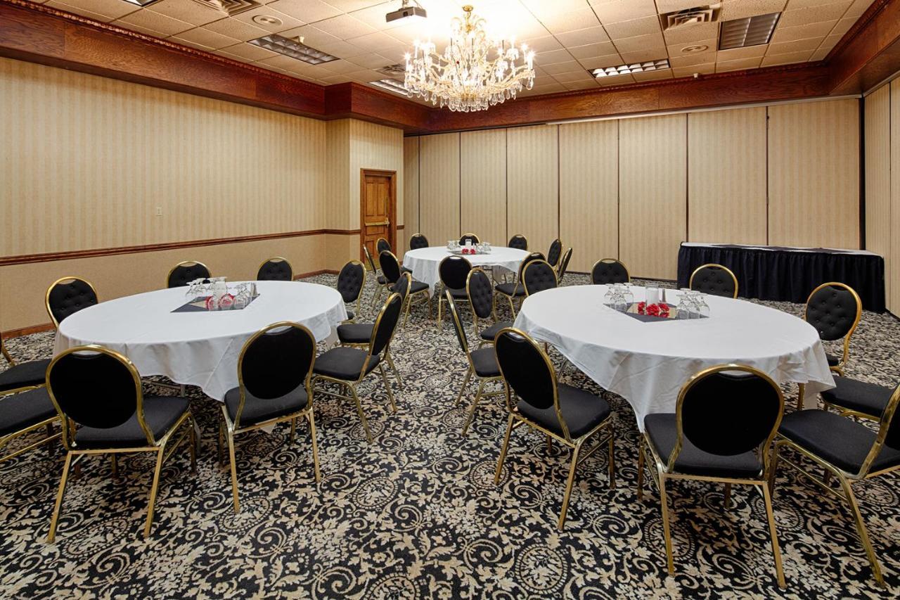Red Lion Hotel Покателло Екстер'єр фото